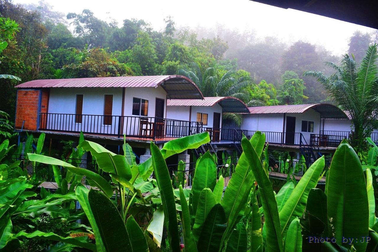 Khaosok River Camp Khao Sok National Park Exterior photo